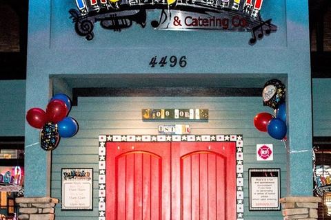 Mojo's-Food. Music. Soul. (Belleview Location)